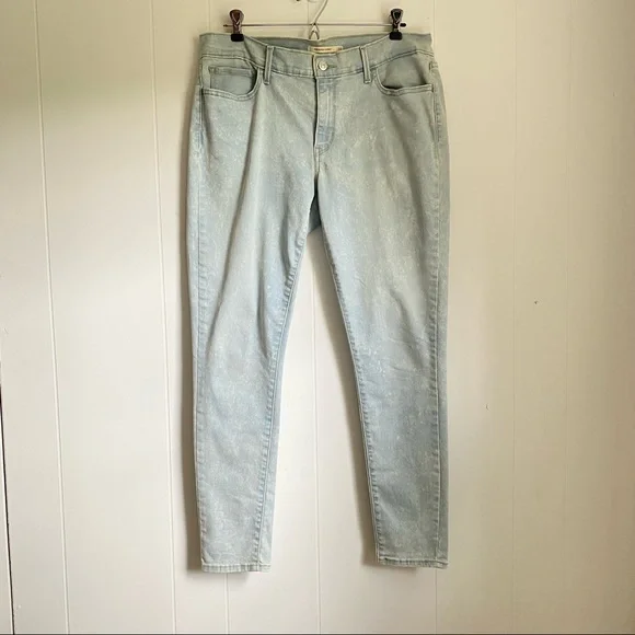 Levis 710’s Light Wash Bleach Splatter Super Skinny Jeans - Picture 2 of 5